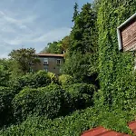 Sur Les Hauteurs Du Vieux